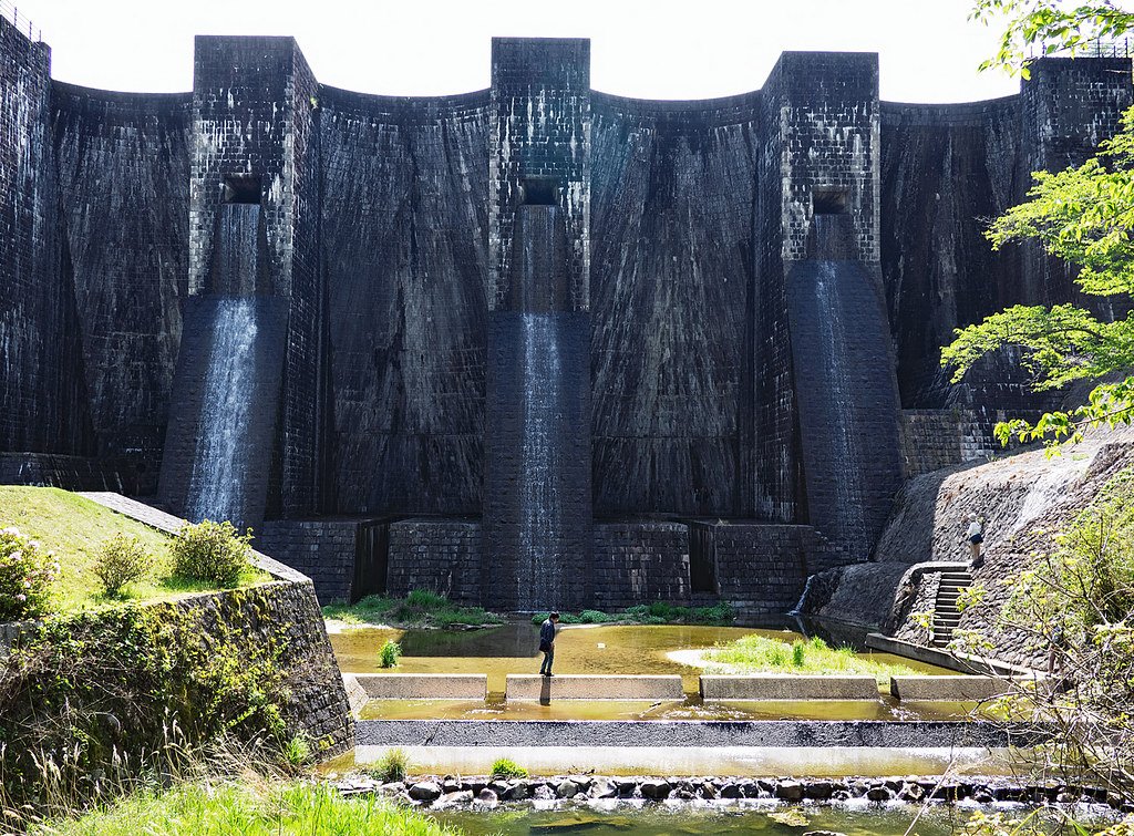 🏞️ 호넨이케 댐(호넨이케 엔테이)